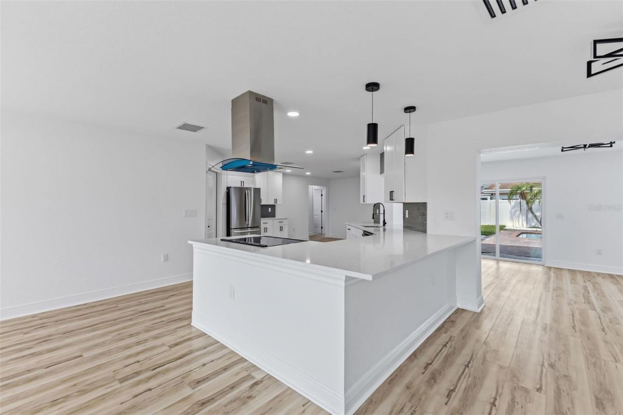 9354 119th Way, Seminole, FL 33772 Photo