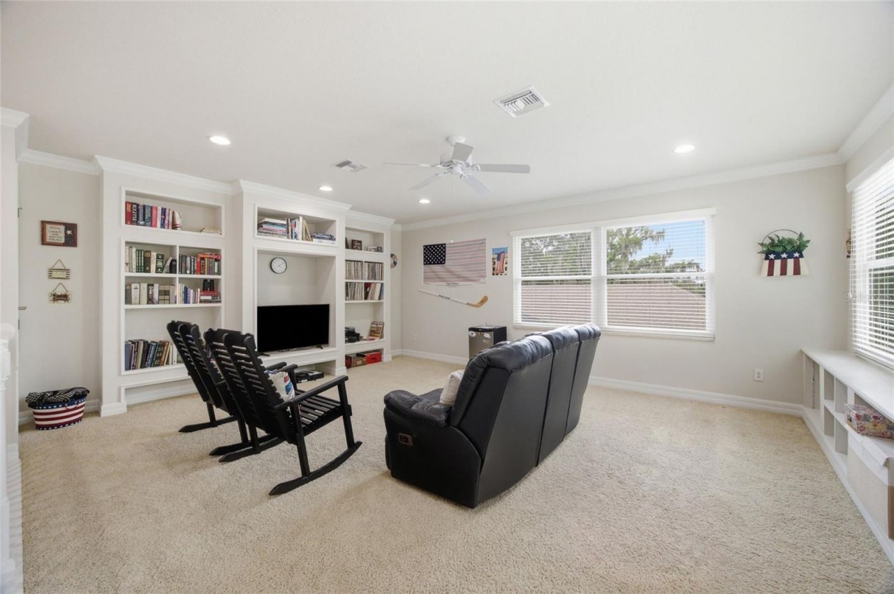 2013 Raven Manor Drive, Dover, FL 33527 Photo
