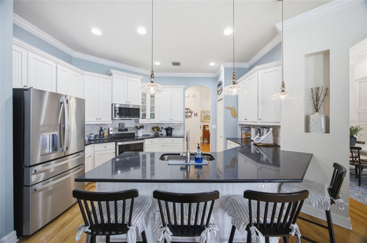 2013 Raven Manor Drive, Dover, FL 33527 Photo