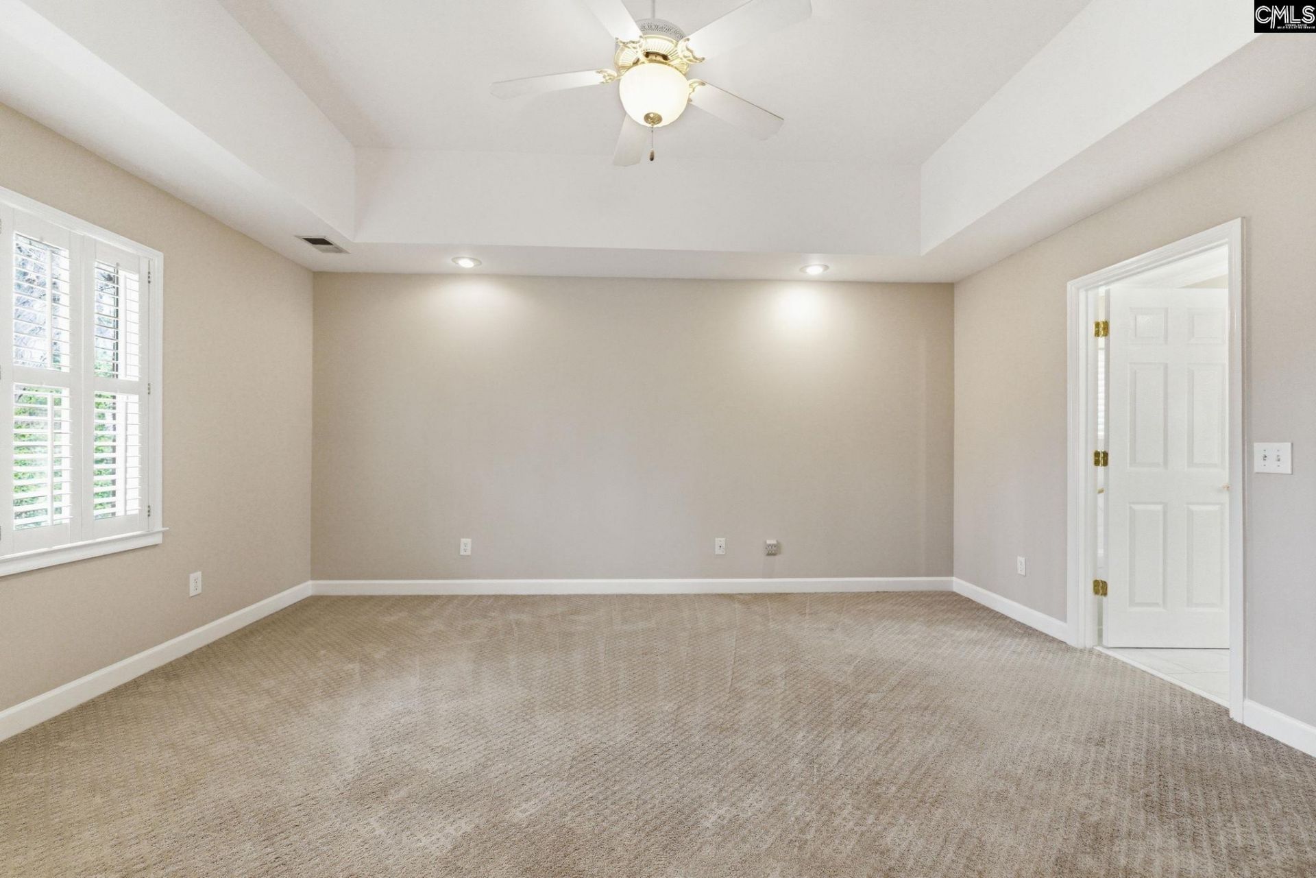 108 Governors Grant Boulevard  Photo 32