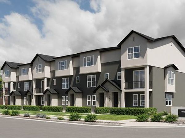 2328 W MAGNOLIA LN , Unit 102, Roy, UT 84067