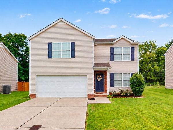 702 Cottoncloud Dr, Lebanon, TN 37090