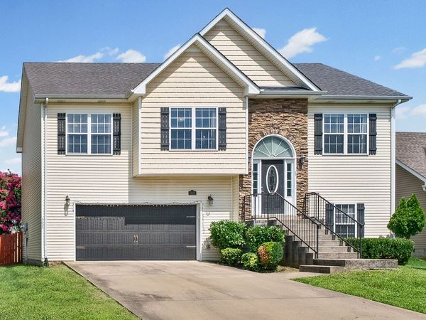 3625 Fox Den Ln , Clarksville, TN 37040