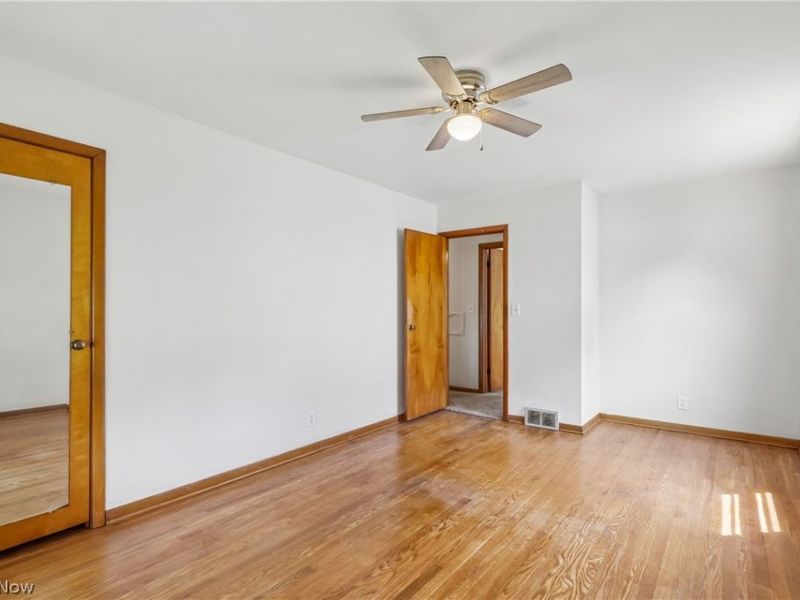 901 S Belle Vista Avenue , Youngstown, OH 44509 Photo 12