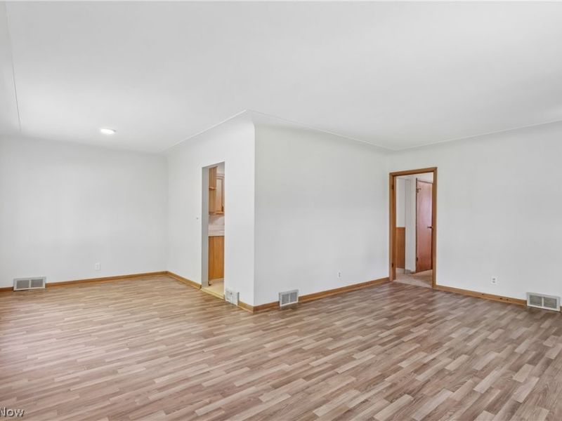 901 S Belle Vista Avenue , Youngstown, OH 44509 Photo 39