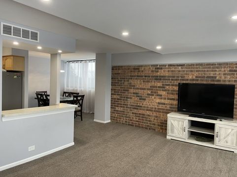 Main Photo
