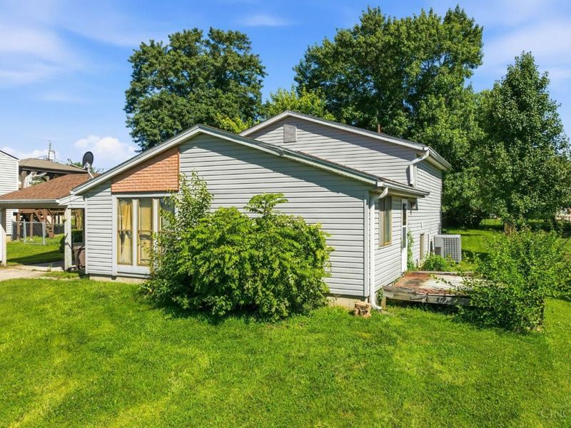 1766 Laredo Drive, Hamilton, OH 45013 Photo 2