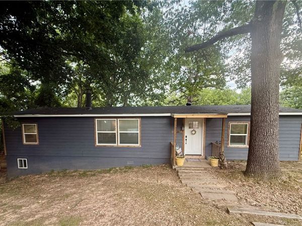 8016 Cedar Lane , Rogers, AR 72756
