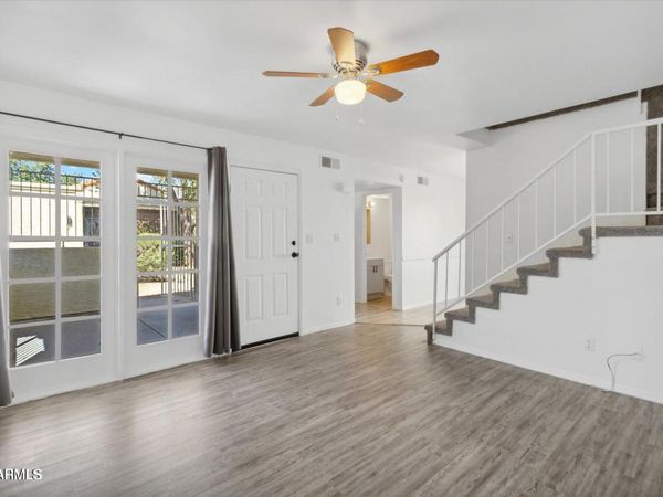 15801 N 29TH Street, Unit 5, Phoenix, AZ 85032