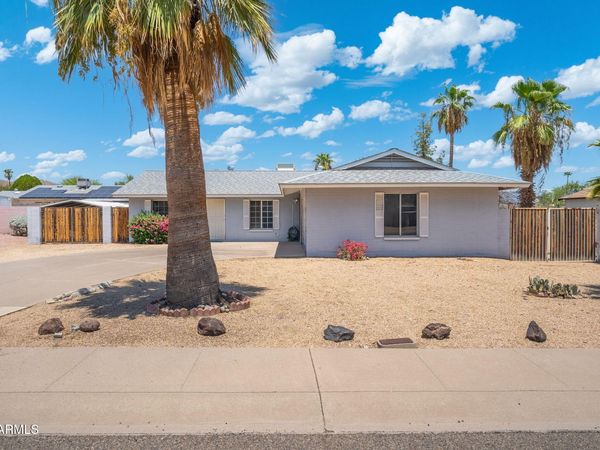 2932 E PERSHING Avenue, Phoenix, AZ 85032