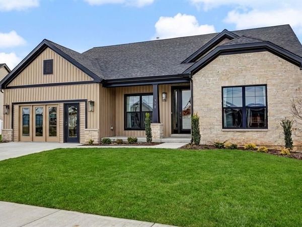 312 Summer Glen Lane , St Charles, MO 63301