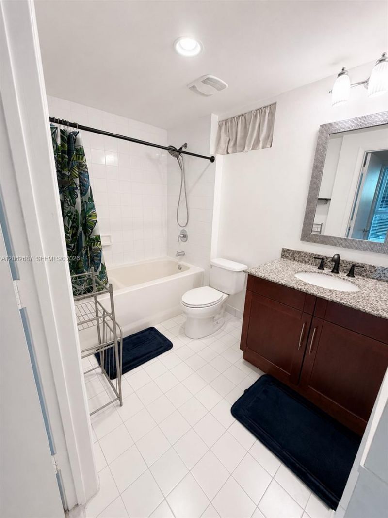 7266 SW 88th St , Unit A203, Miami, FL 33156 Photo