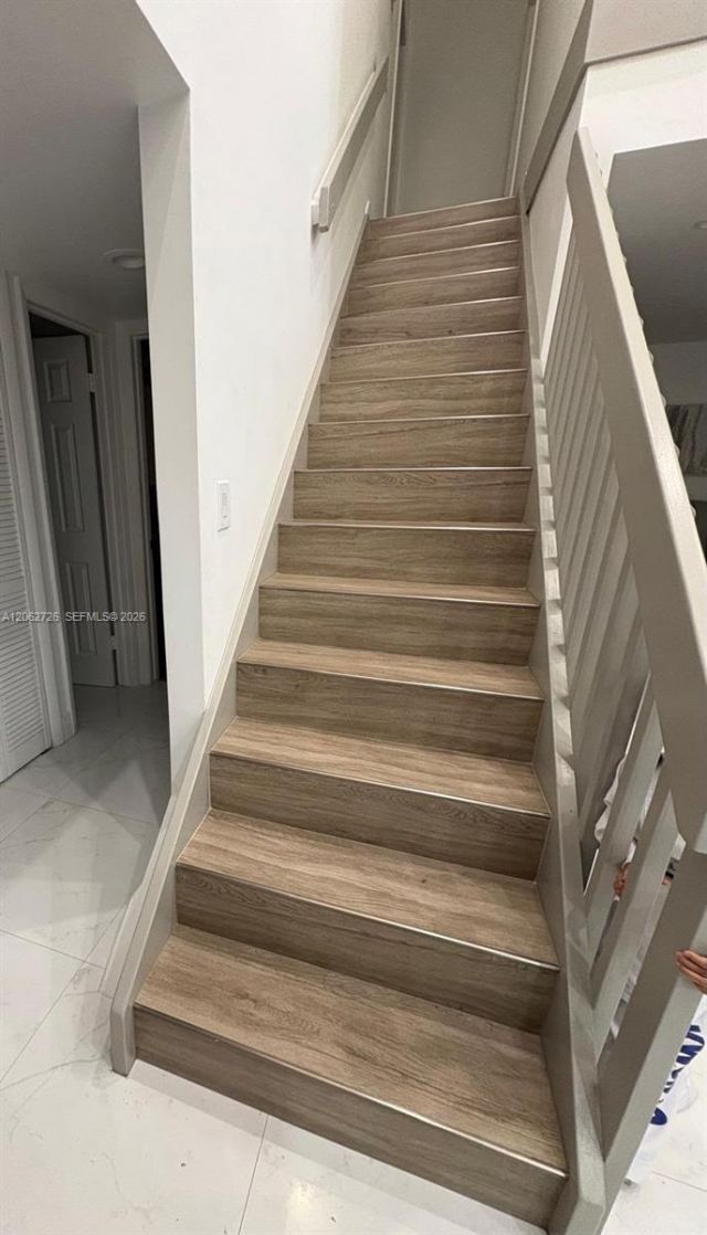 6005 NW 170th Ter, Hialeah, FL 33015 Photo