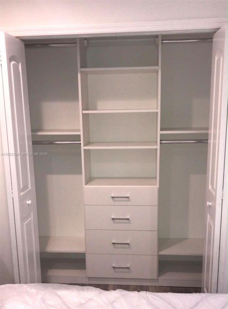 6005 NW 170th Ter, Hialeah, FL 33015 Photo