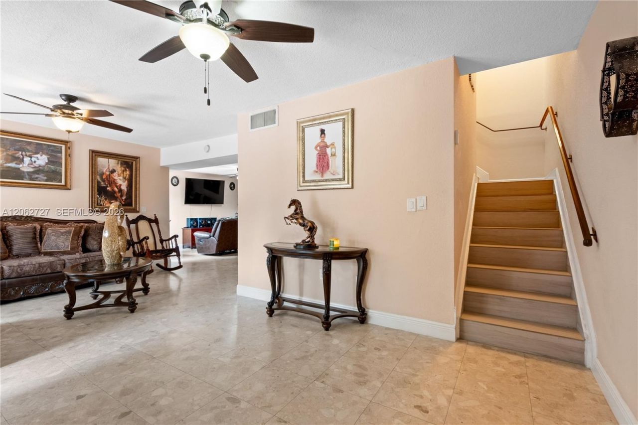 15680 SW 82nd Cir Ln, Unit 8-8, Miami, FL 33193 Photo