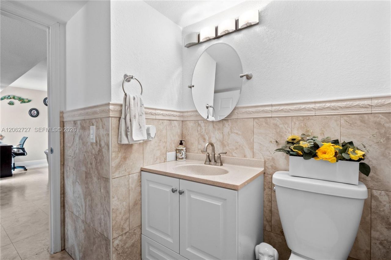 15680 SW 82nd Cir Ln, Unit 8-8, Miami, FL 33193 Photo