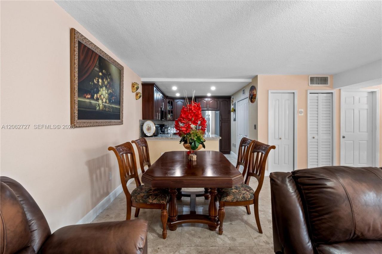 15680 SW 82nd Cir Ln, Unit 8-8, Miami, FL 33193 Photo