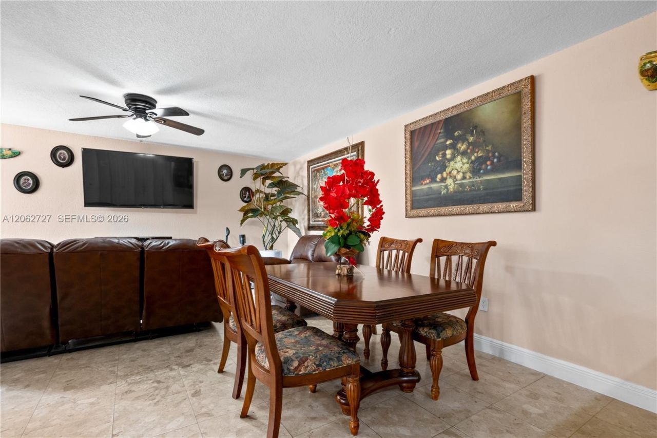 15680 SW 82nd Cir Ln, Unit 8-8, Miami, FL 33193 Photo