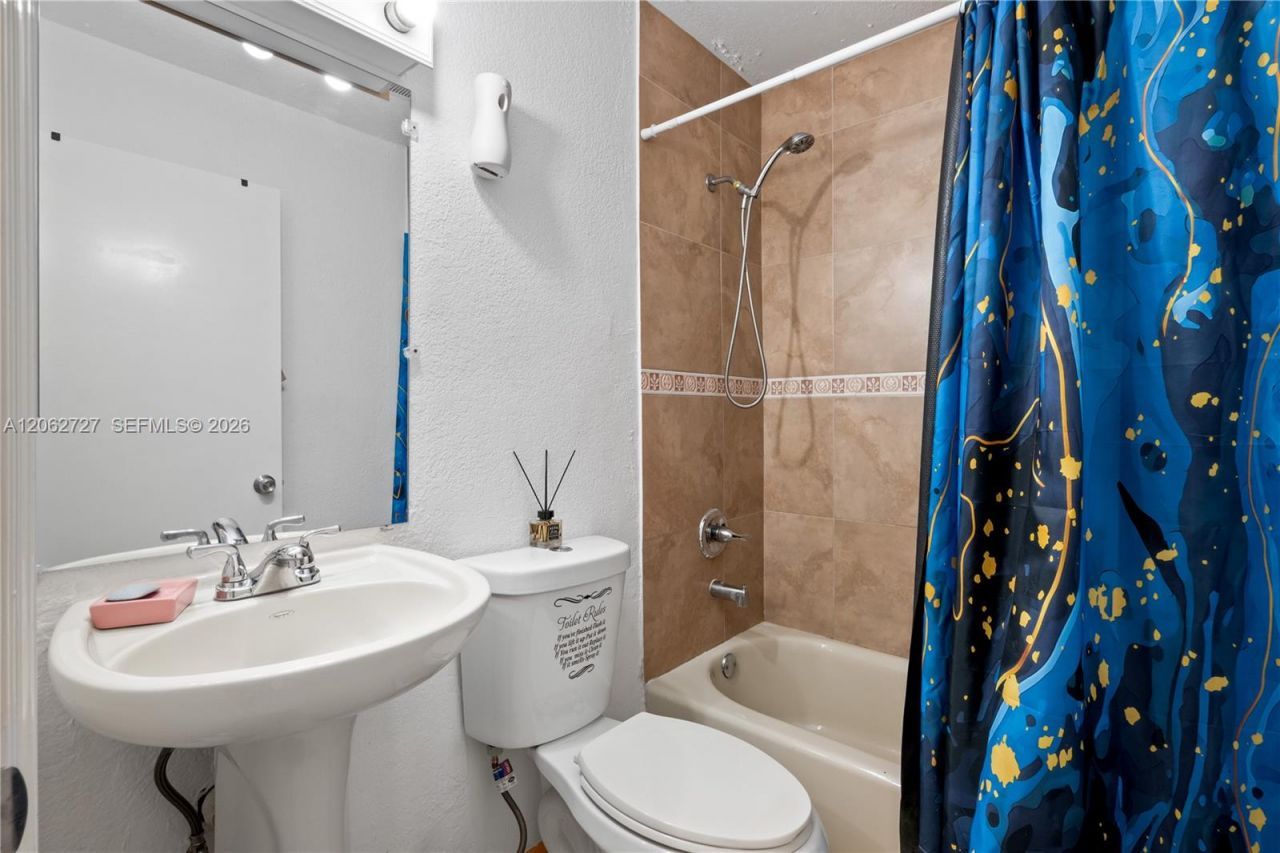 15680 SW 82nd Cir Ln, Unit 8-8, Miami, FL 33193 Photo