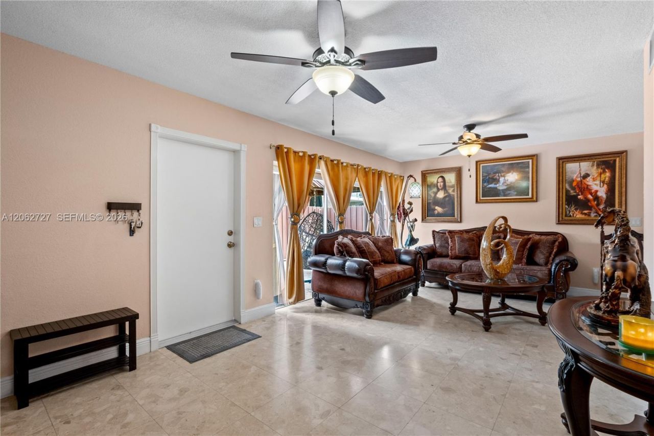 15680 SW 82nd Cir Ln, Unit 8-8, Miami, FL 33193 Photo