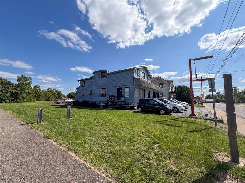 622 Elm Road , Warren, OH 44481 Photo 2