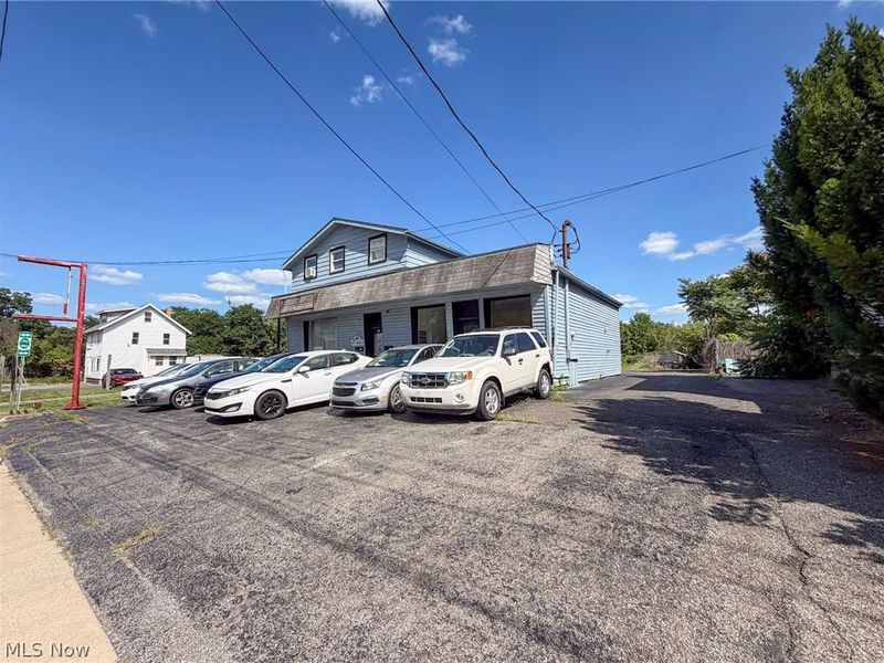 622 Elm Road , Warren, OH 44481 Photo 3