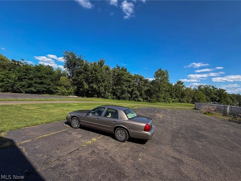622 Elm Road , Warren, OH 44481 Photo 35
