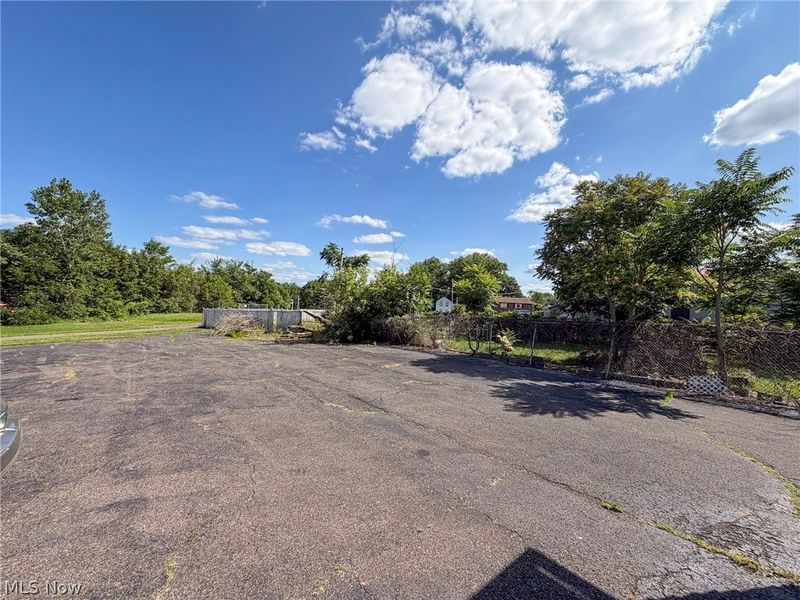 622 Elm Road , Warren, OH 44481 Photo 36