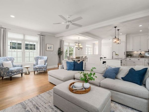 32 Maple Lane, Unit 32, Medfield, MA 02052