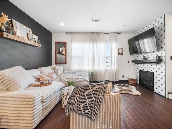 6198 Lincoln, Unit 18, Cypress, CA 90630