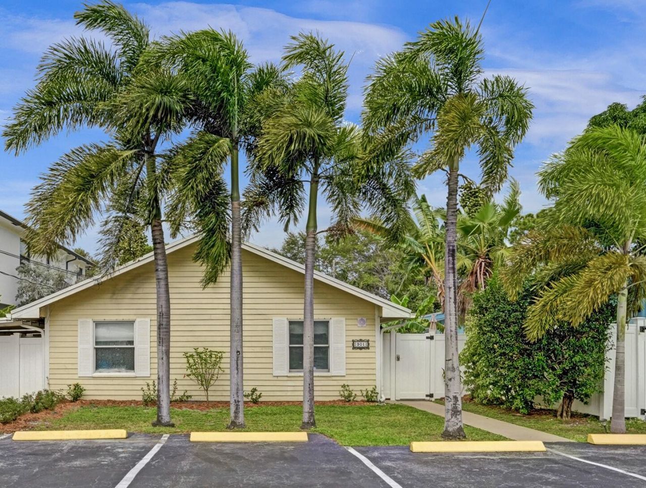 901 SE 14th Court, Unit 1, Fort Lauderdale, FL 33316 Photo