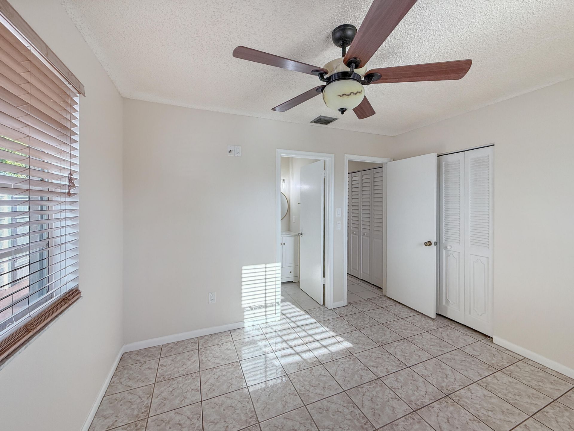 5365 Cannon Way, West Palm Beach, FL 33415 Photo