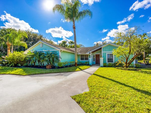2232 SW RACQUET CLUB Drive, Palm City, FL 34990