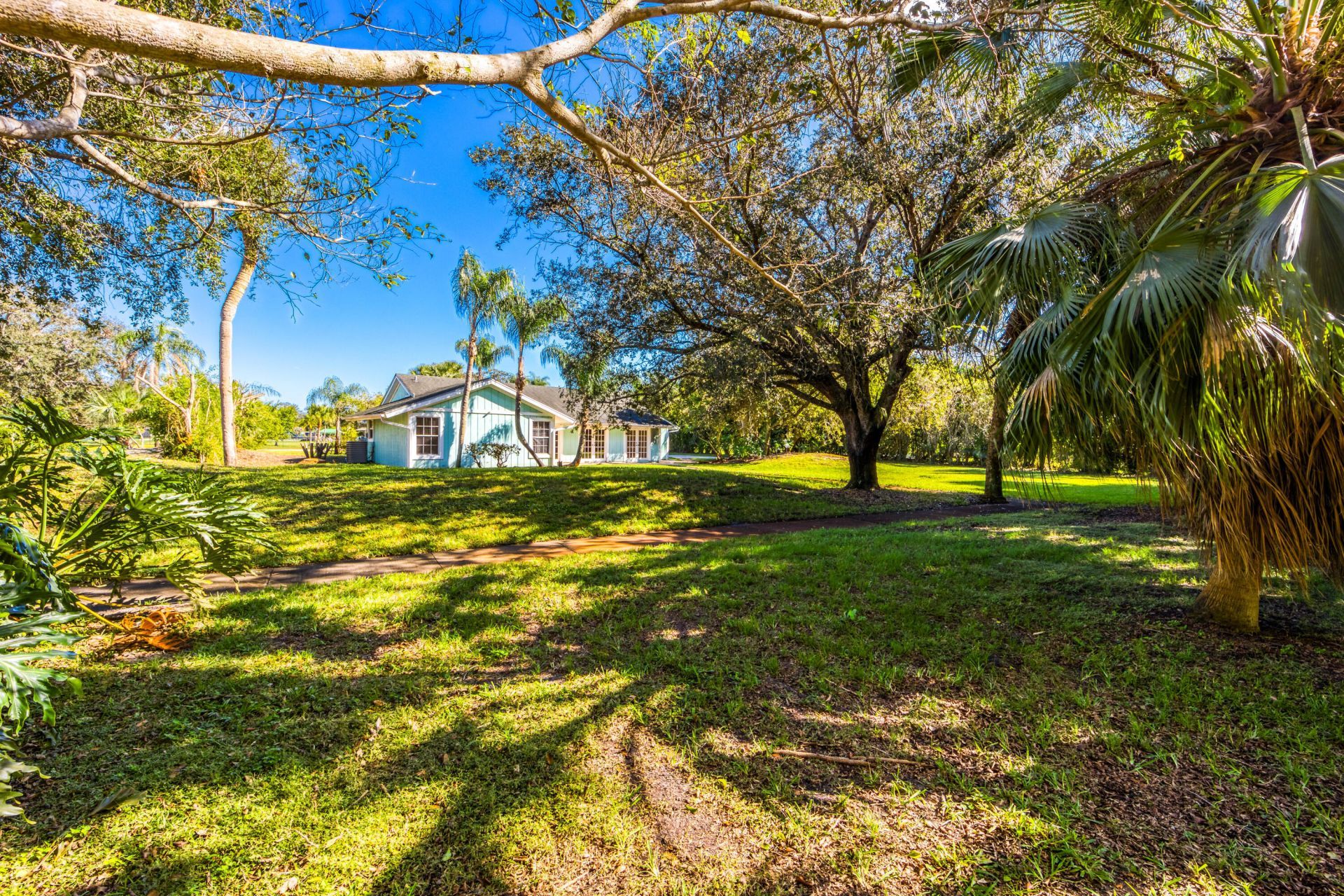 2232 SW Racquet Club Drive, Palm City, FL 34990 Photo