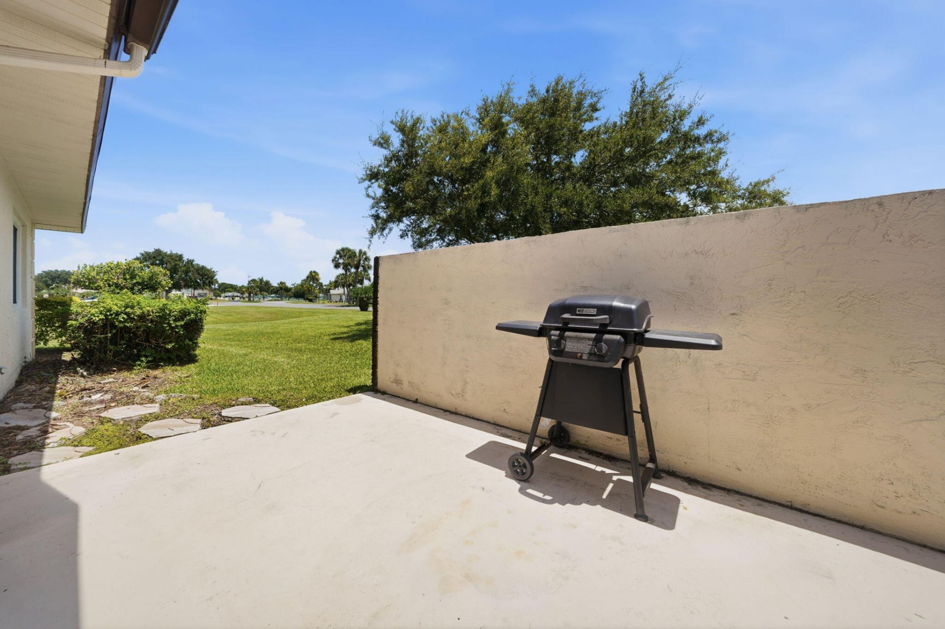 5852 Dream Court, Unit 35D, Fort Pierce, FL 34982 Photo