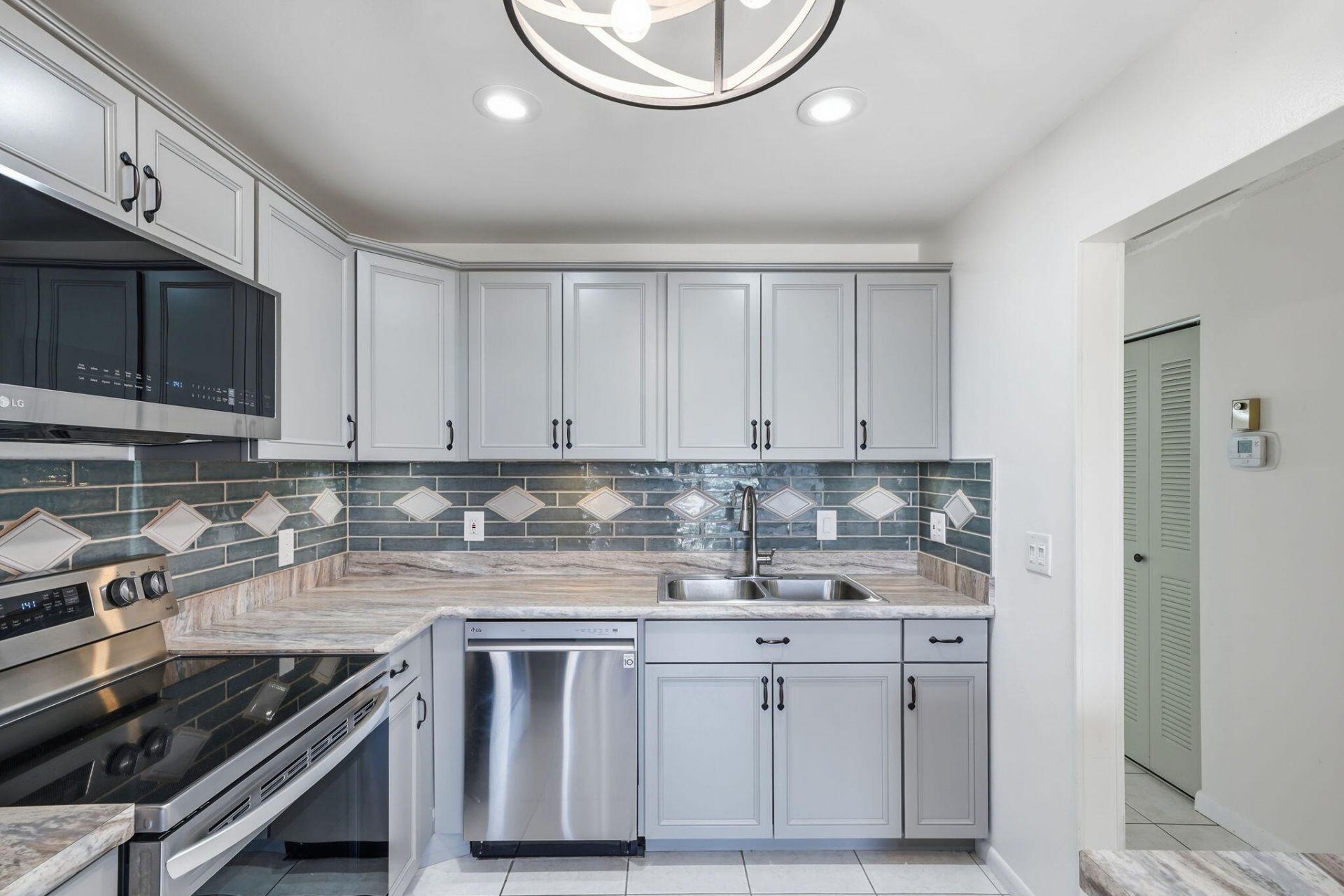 5852 Dream Court, Unit 35D, Fort Pierce, FL 34982 Photo
