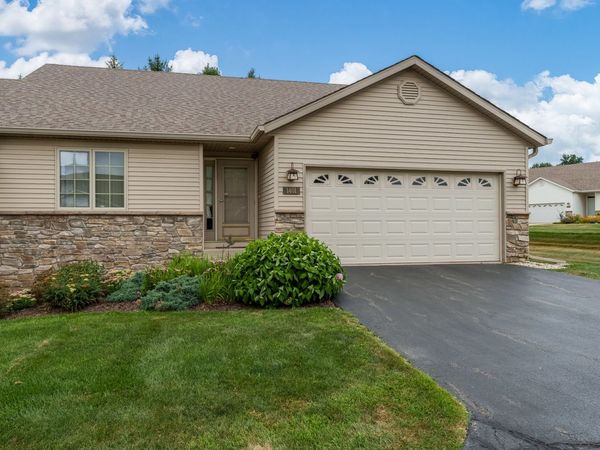 1401 Stone Bridge Crossing , Unit 1401, Rockford, IL 61108