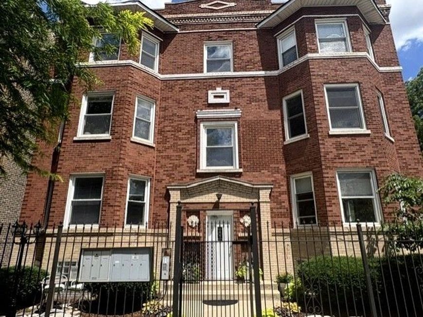 Main Photo