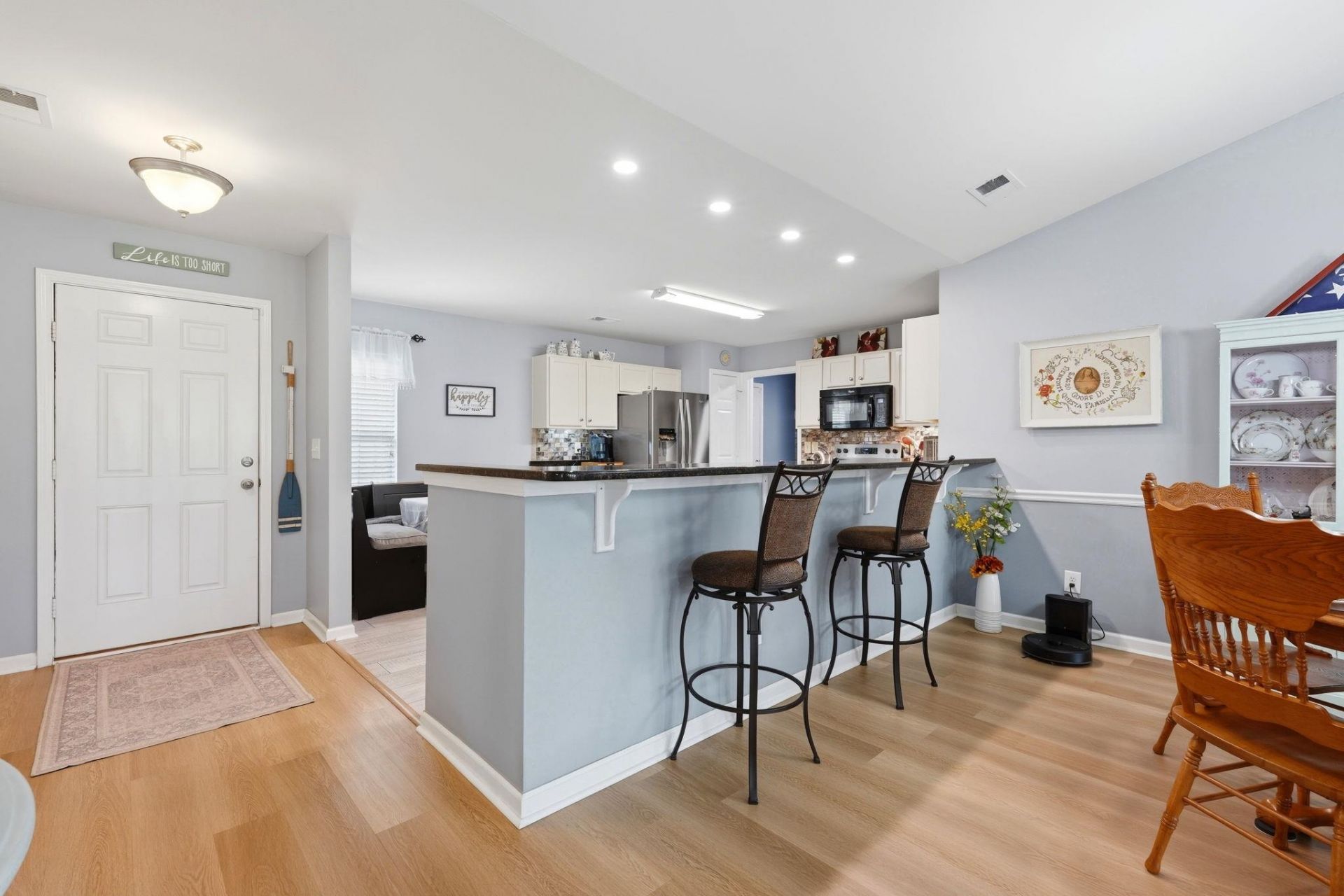 1009 Sunnymeadow Pl. Photo 6