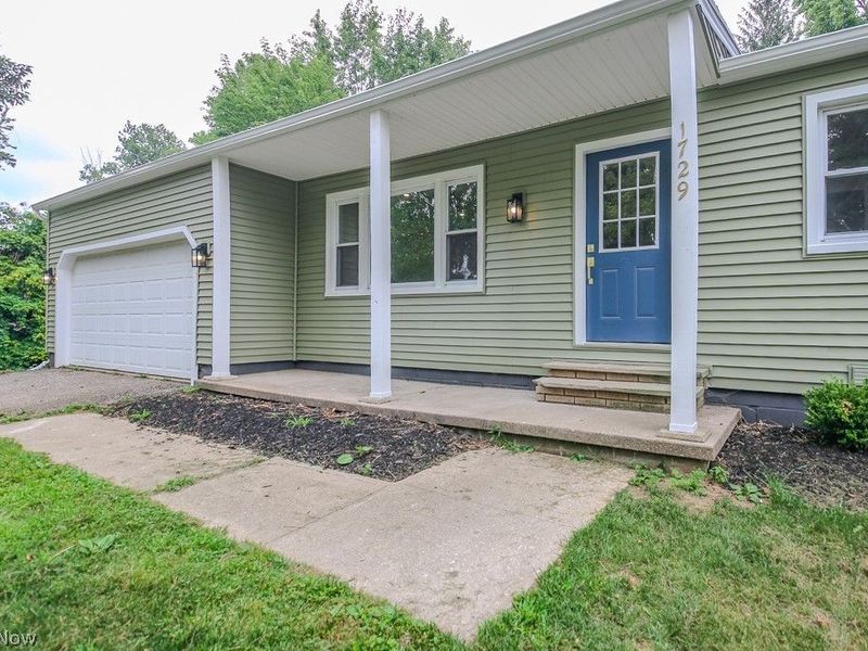 1729 Falkirk Road , Madison, OH 44057 Photo 3