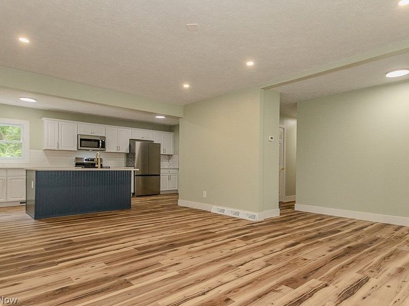 1729 Falkirk Road , Madison, OH 44057 Photo 8