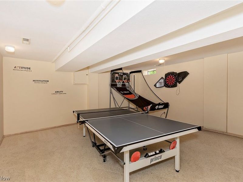 19165 Ridgeline Court, Strongsville, OH 44136 Photo 17