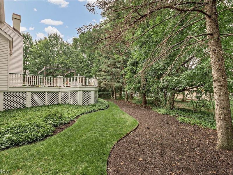 19165 Ridgeline Court, Strongsville, OH 44136 Photo 28