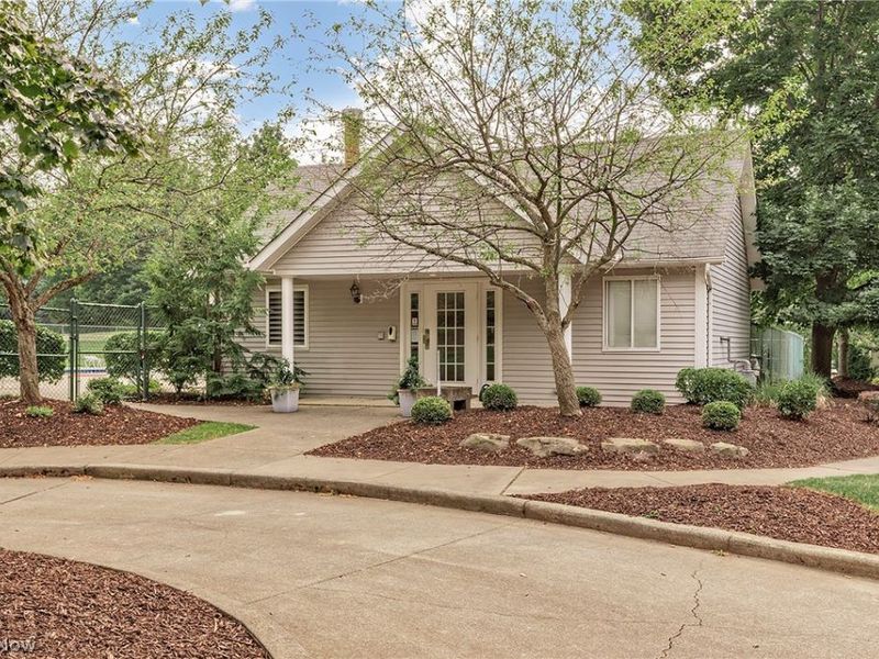 19165 Ridgeline Court, Strongsville, OH 44136 Photo 34