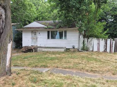 2952 Wolcott Street, Flint, Mi 48504