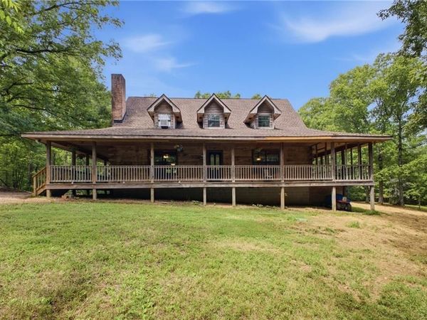 206 Henson Road SW, Cave Spring, GA 30124