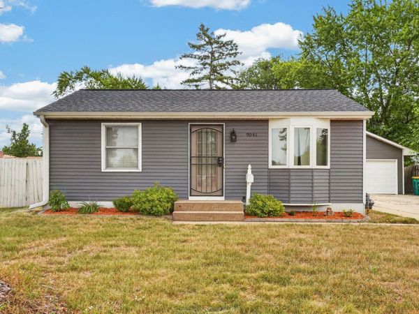 9041 Portland Avenue S, Bloomington, MN 55420