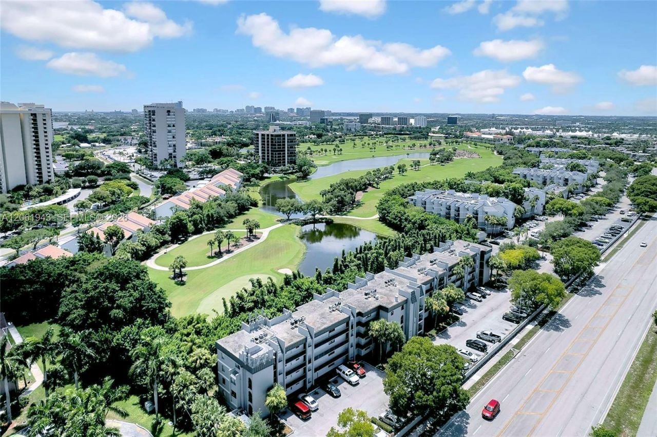 1850 N Congress Ave , Unit 308, West Palm Beach, FL 33401 Photo