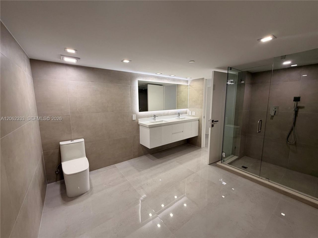 151 Crandon Blvd, Unit 524, Key Biscayne, FL 33149 Photo