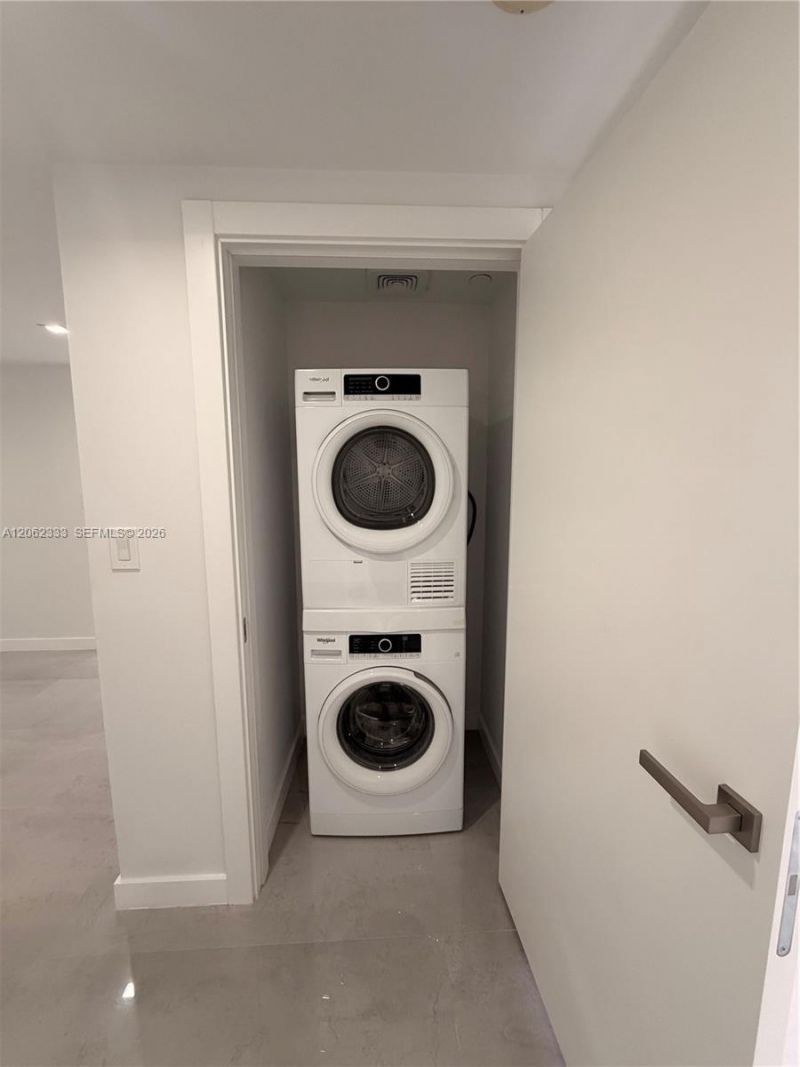 151 Crandon Blvd, Unit 524, Key Biscayne, FL 33149 Photo